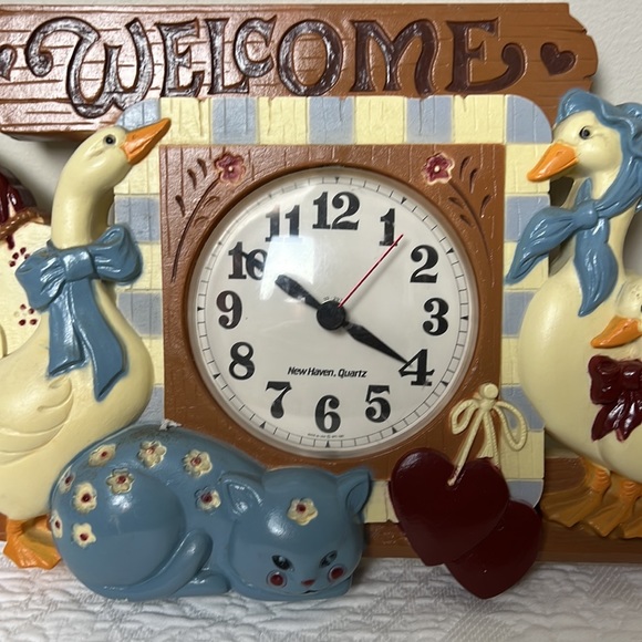 VTG Wall Decor/ Welcome/1986 Burwood Plastic Clock/ Geese /Rocking Horse/ Cat - Picture 6 of 9